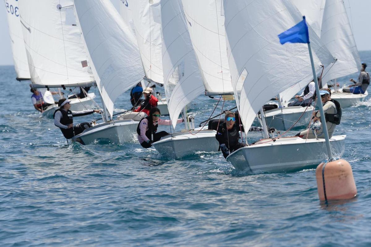 Carmen Herrero y Marina Gallego logrando el subcampeonato.