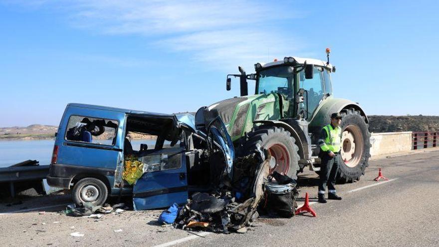 Fallece otro de los heridos en el accidente de Caspe, que acumula ya cinco víctimas mortales