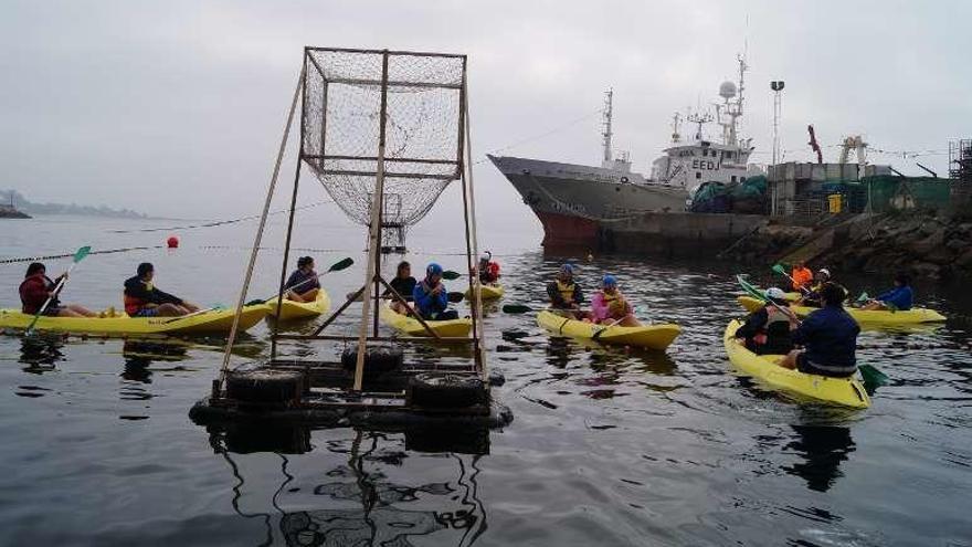 En la zona de entrenamiento del equipo de kayak polo.