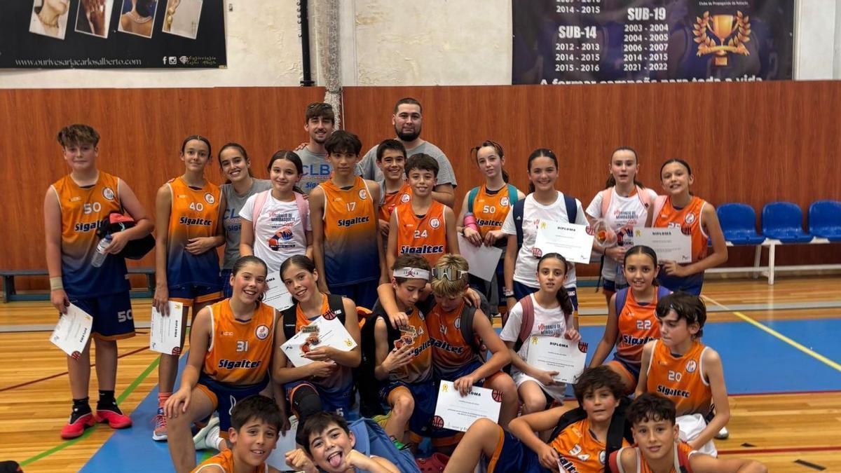 Niños y niñas seguirán defendiendo la misma camiseta.