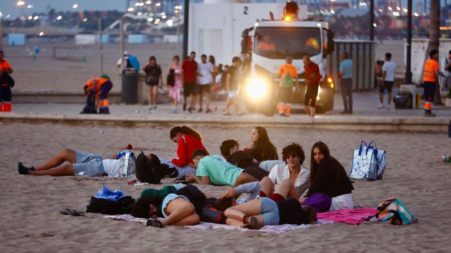 Los últimos de la noche de San Juan en València