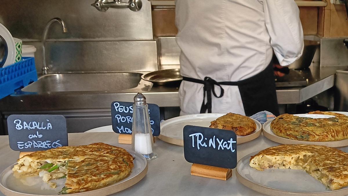 Surtido de tortillas del Bar Restaurante Azul.