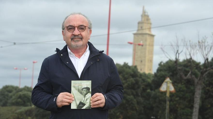 O autor Henrique Rabuñal.