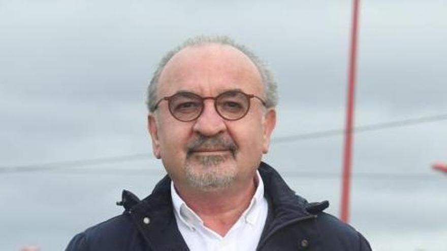 O autor Henrique Rabuñal.