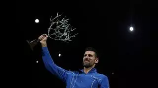 Djokovic levanta en París su 40º Masters 1000 tras arrollar a Dimitrov