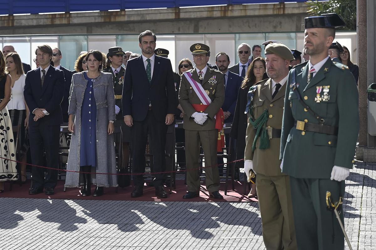 De izquierda a derecha, los conselleiros Miguel Corgos, María Jesús Lorenzana y Diego Calvo, y la alcaldesa de A Coruña Inés Rey