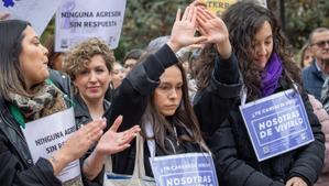 Concentración de 300 personas en Logroño el pasado 15 de abril por la agresión sexual a dos menores.