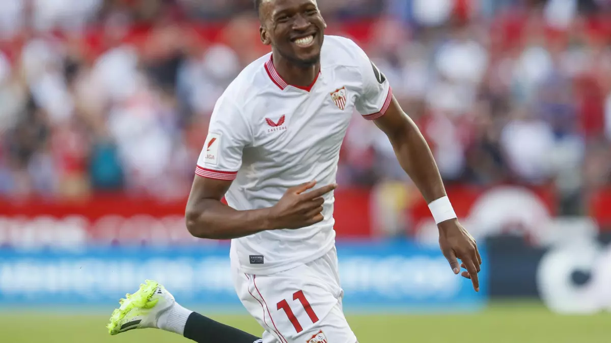 Lukebakio ya impresiona en el Pizjuán