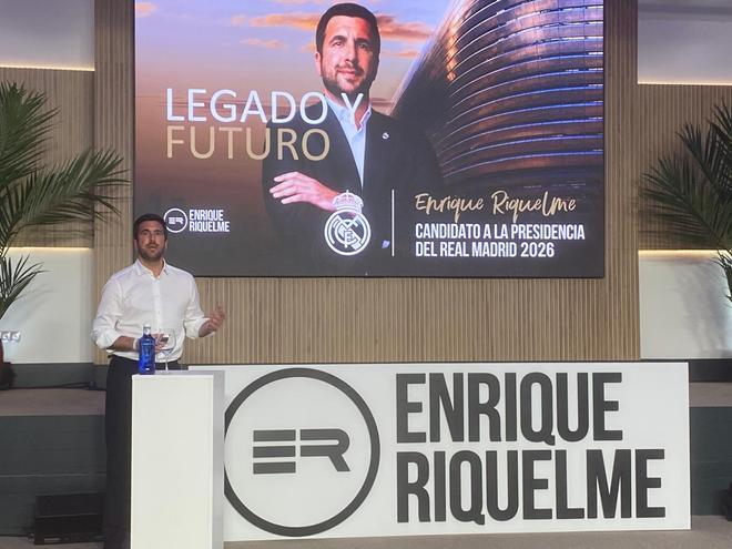 Riquelme anuncia «una reducció del 50% de la quota al soci fins que no es torni a guanyar la Champions» i presenta «la Ciutat del Soci»
