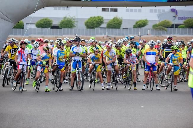 Salida de la ruta cicloturista hacia Artenara ...