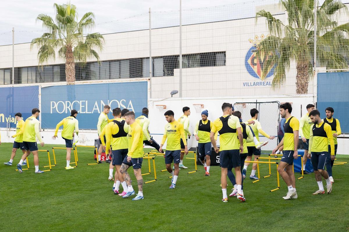 Buenas y malas noticias en el regreso del Villarreal a los entrenamientos: conoce los motivos