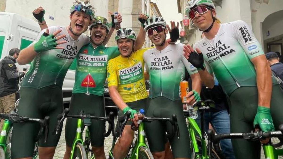 El Caja Rural celebró el éxito en el Algarve