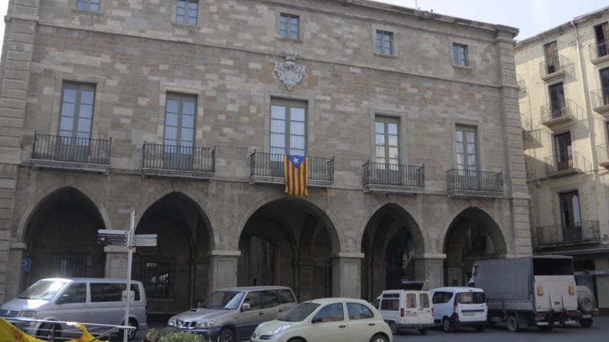 La façana de l&#039;Ajuntament de Manresa.