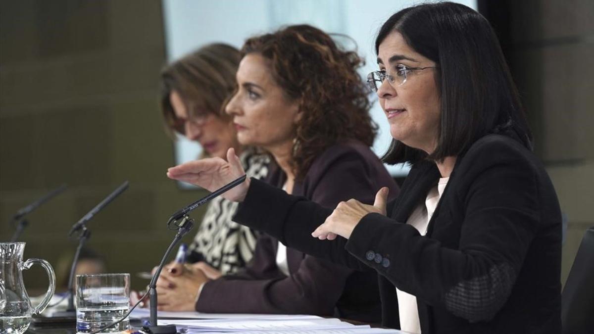 Las ministras Teresa Ribera, María Jesús Montero y Carolina Darias, tras un consejo de ministros.