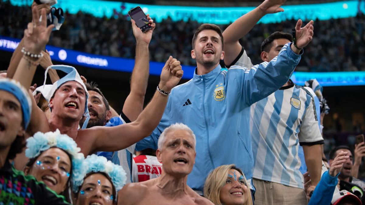 El hito que Maradona rozó y Messi puede alcanzar en este Mundial