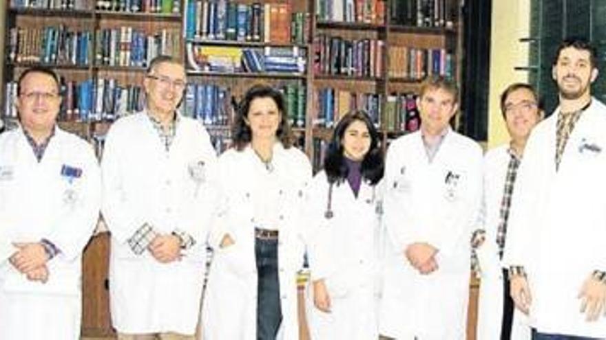 Profesionales de pediatría del Reina Sofía reciben tres premios