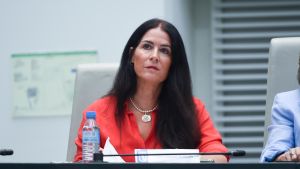 Carla Toscano, concejala y portavoz adjunta de Vox, en una imagen de archivo del Pleno del Ayuntamiento de Madrid.