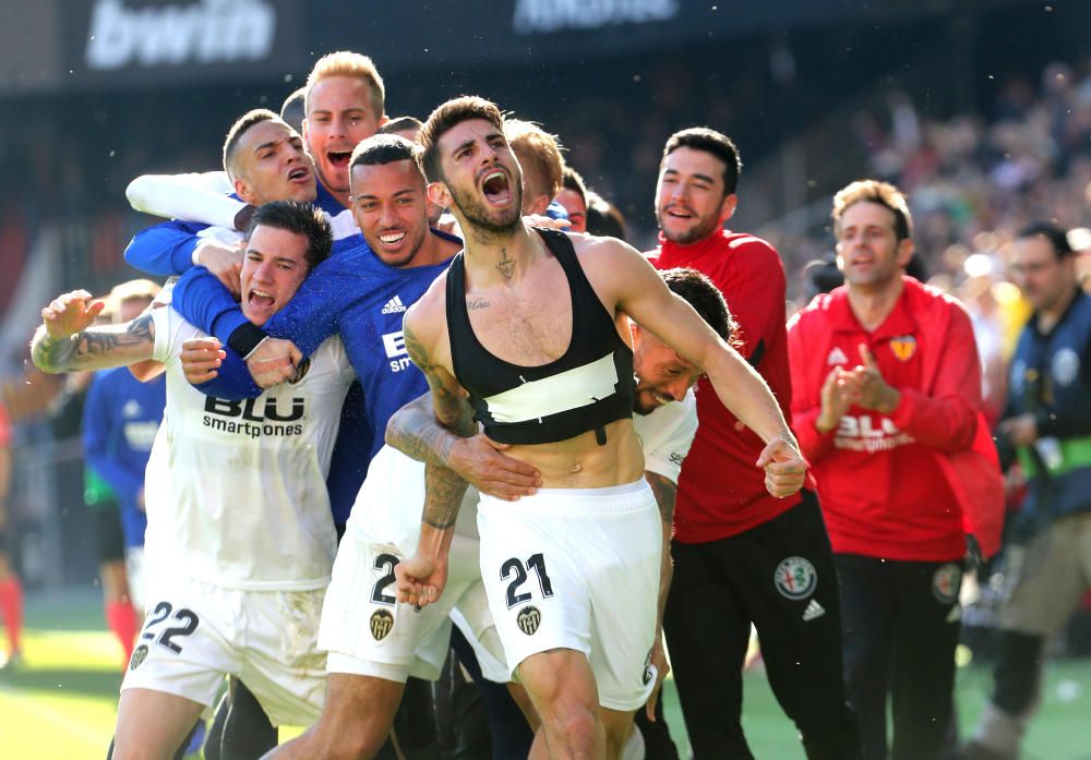 Valencia - Huesca, la celebración del gol de Picci