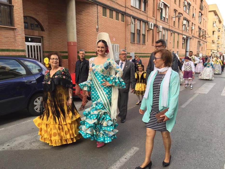 El Centro Andaluz de Alaquàs celebra la fiesta de las Cruces de Mayo