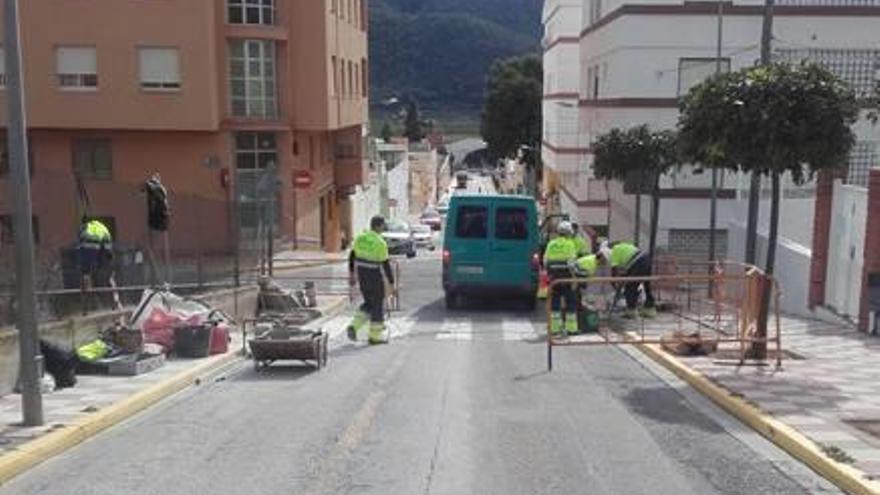 Obras urbanas en Tavernes de la Valldigna.