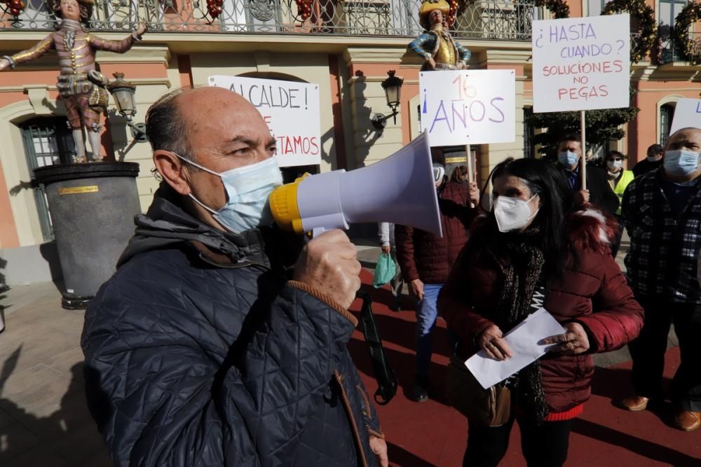 Vecinos de La Paz lanzan un SOS a Ballesta para que agilice el plan de Rejas