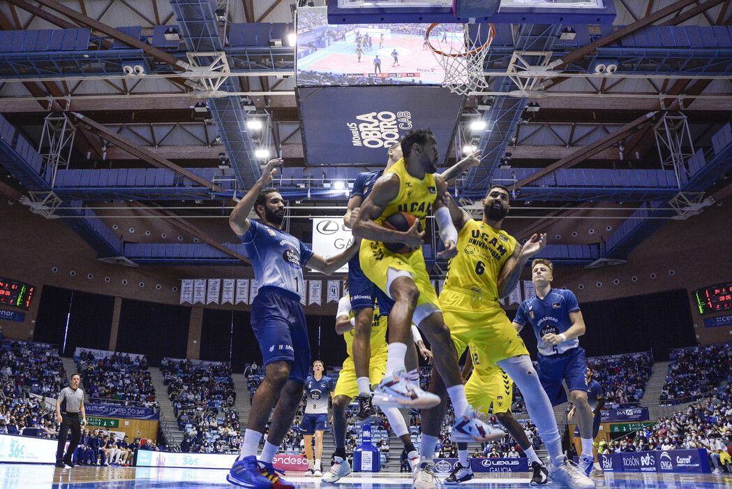 Monbus Obradoiro-UCAM Murcia