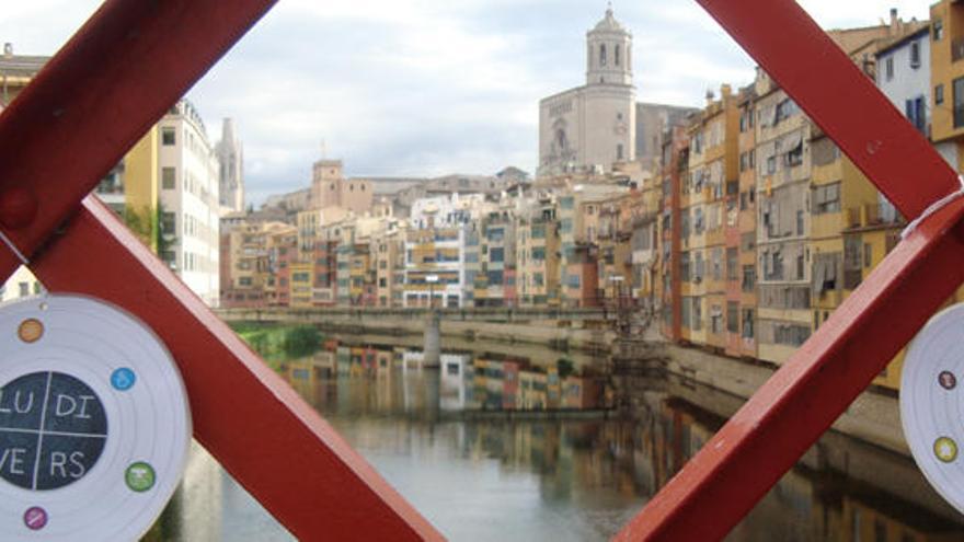 Girona convida a jugar.