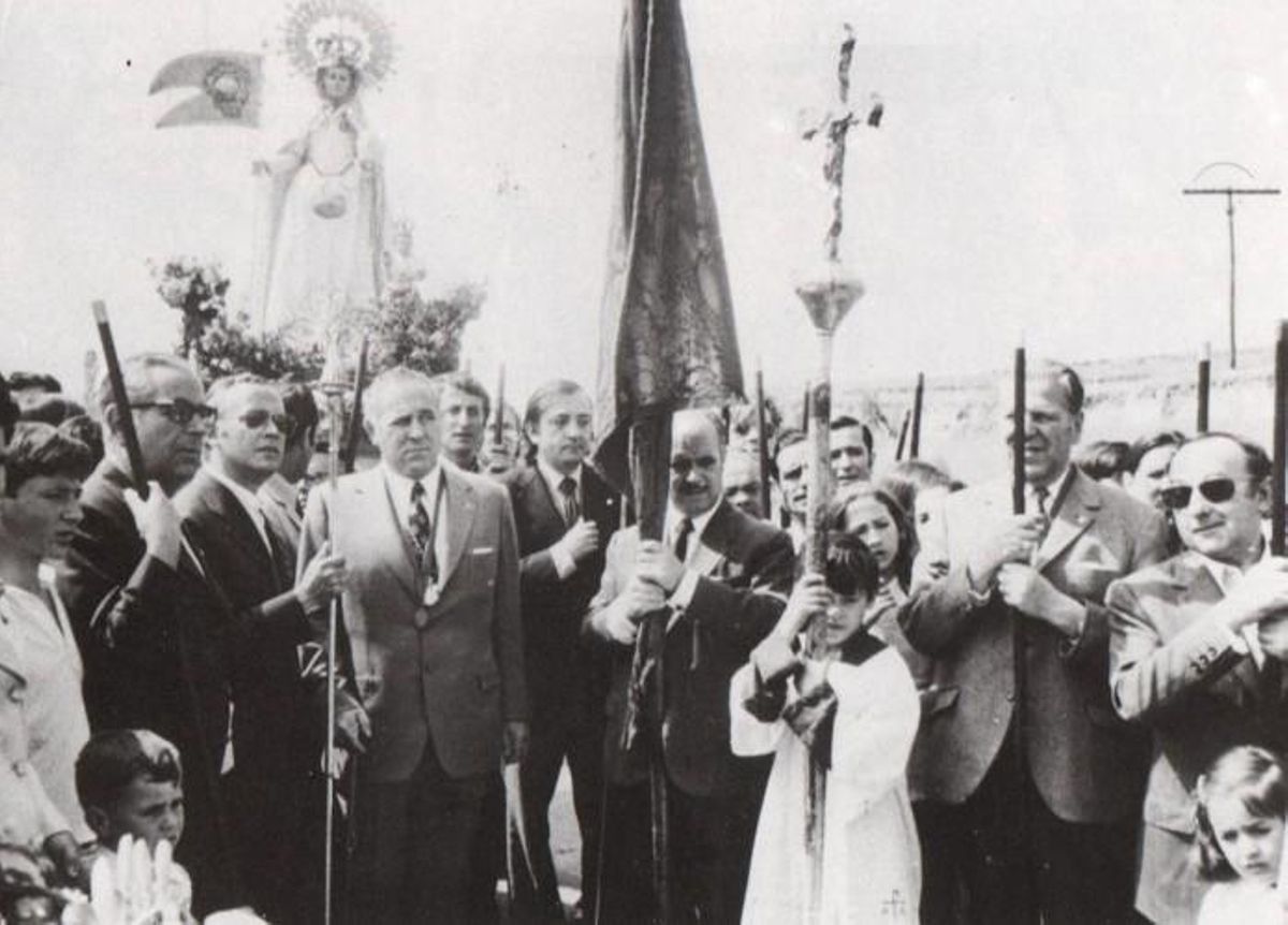 Romería de la Virgen de la Concha a La Hiniesta de 1971.