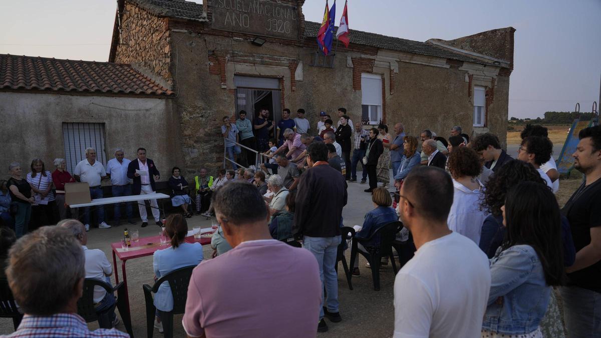 Marquiz de Alba festeja el centenario de su escuela, ahora reconvertida en centro sociocultural