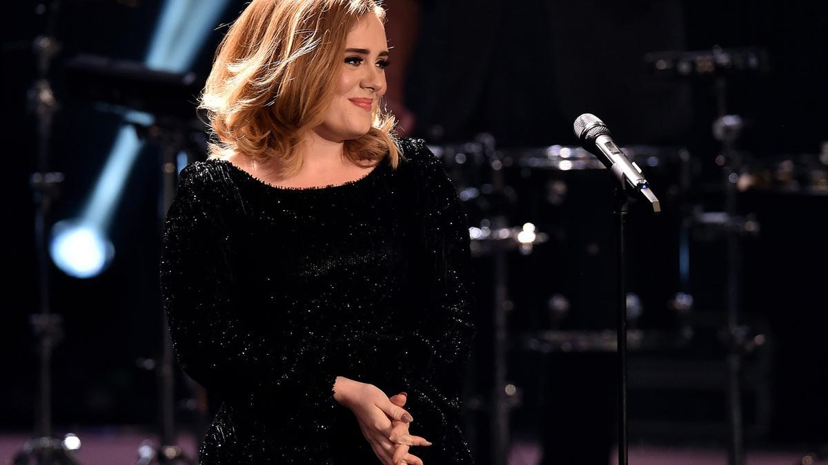 Adele podría lanzar su propia línea de ropa