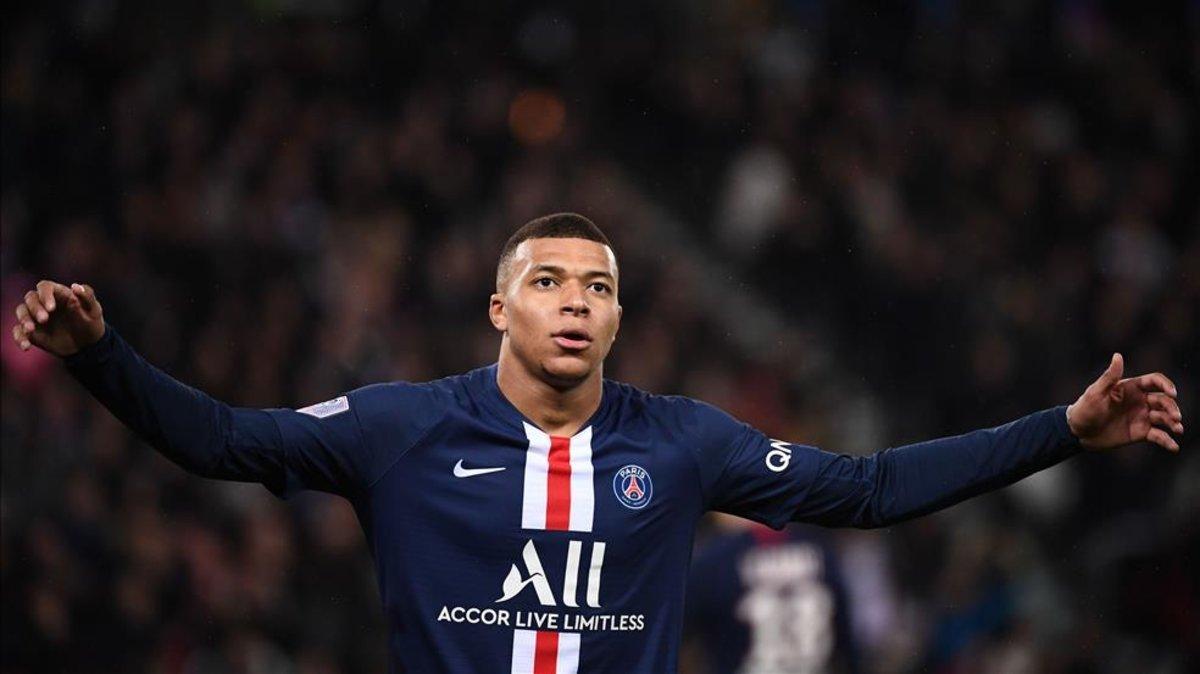 Mbappé celebra un gol recientemente