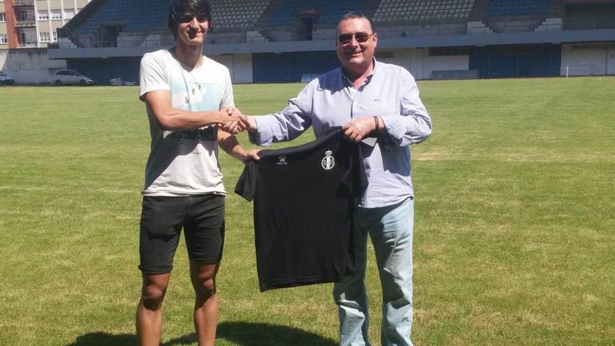 Andy y José Luis Tamargo, ayer en la presentación del jugador.