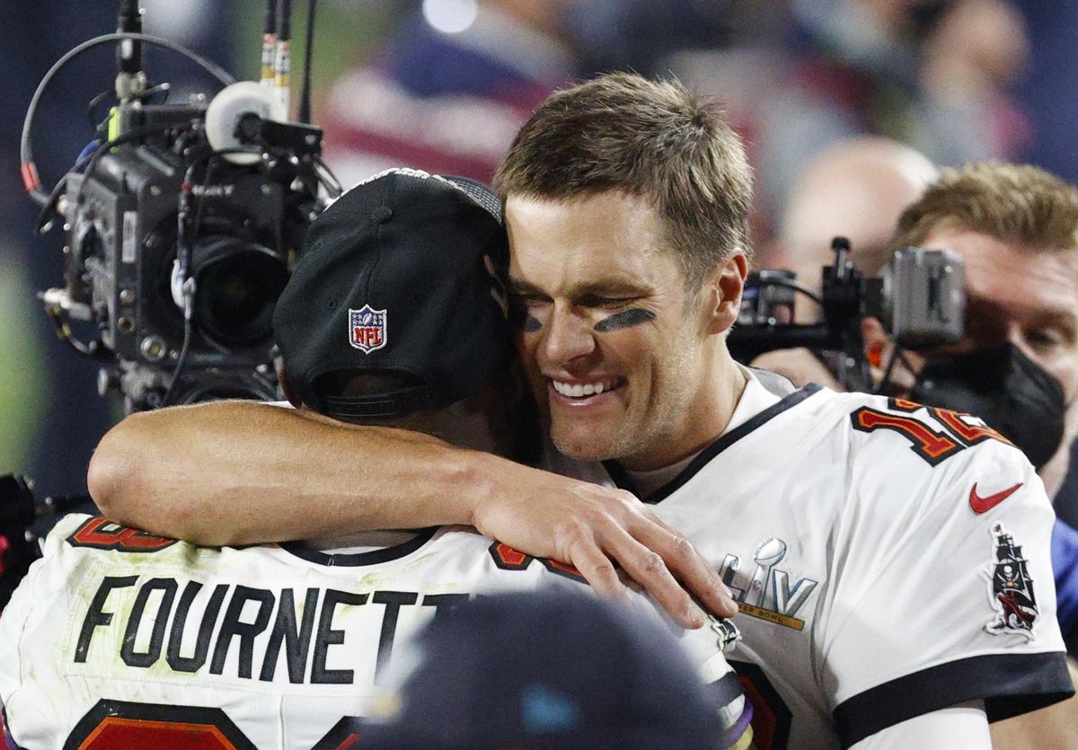 Tom Brady lidera la conquista de la Superbowl por los Tampa Bay Buccaneers.