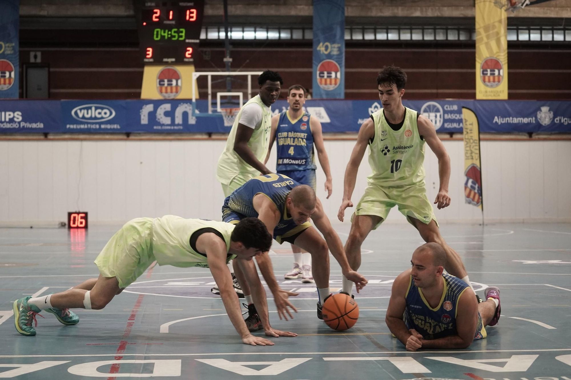 Imatges del Monbus Igualada - Barça B