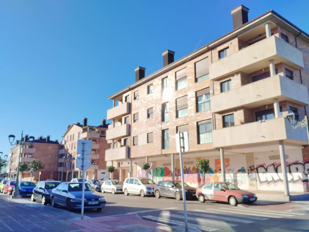 Uno de los edificios de Lugo de Llanera.