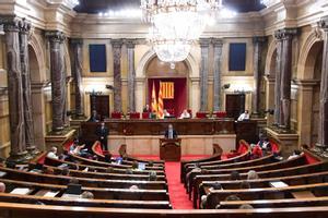 El Parlament augmenta en 850.000 euros anuals el pressupost per a assessors dels partits