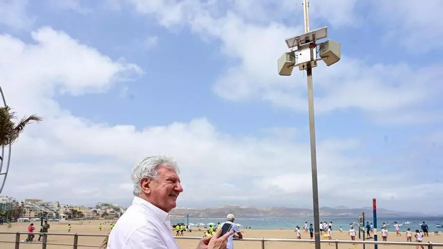 Renovación de la megafonía de Las Canteras