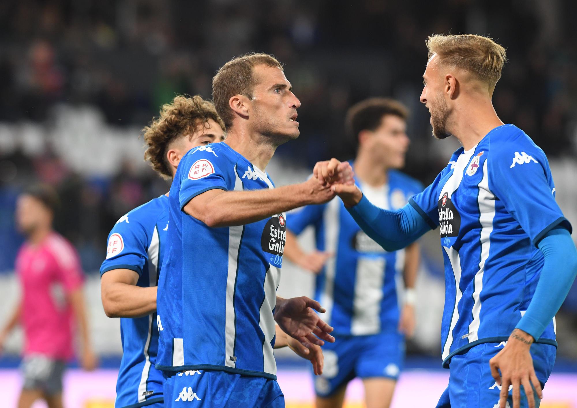 El Dépor se impone en Riazor al colista Talavera (3-2)