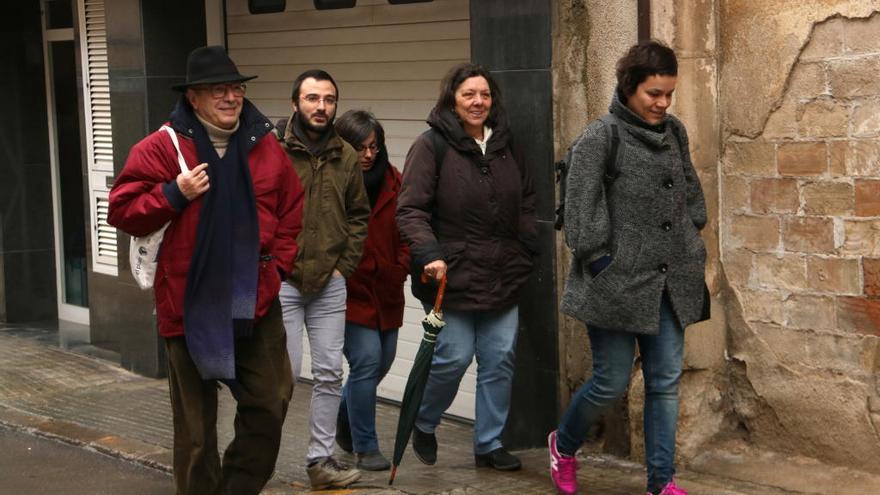 Representants de la CUP arribant al consell polític de Vilafranca