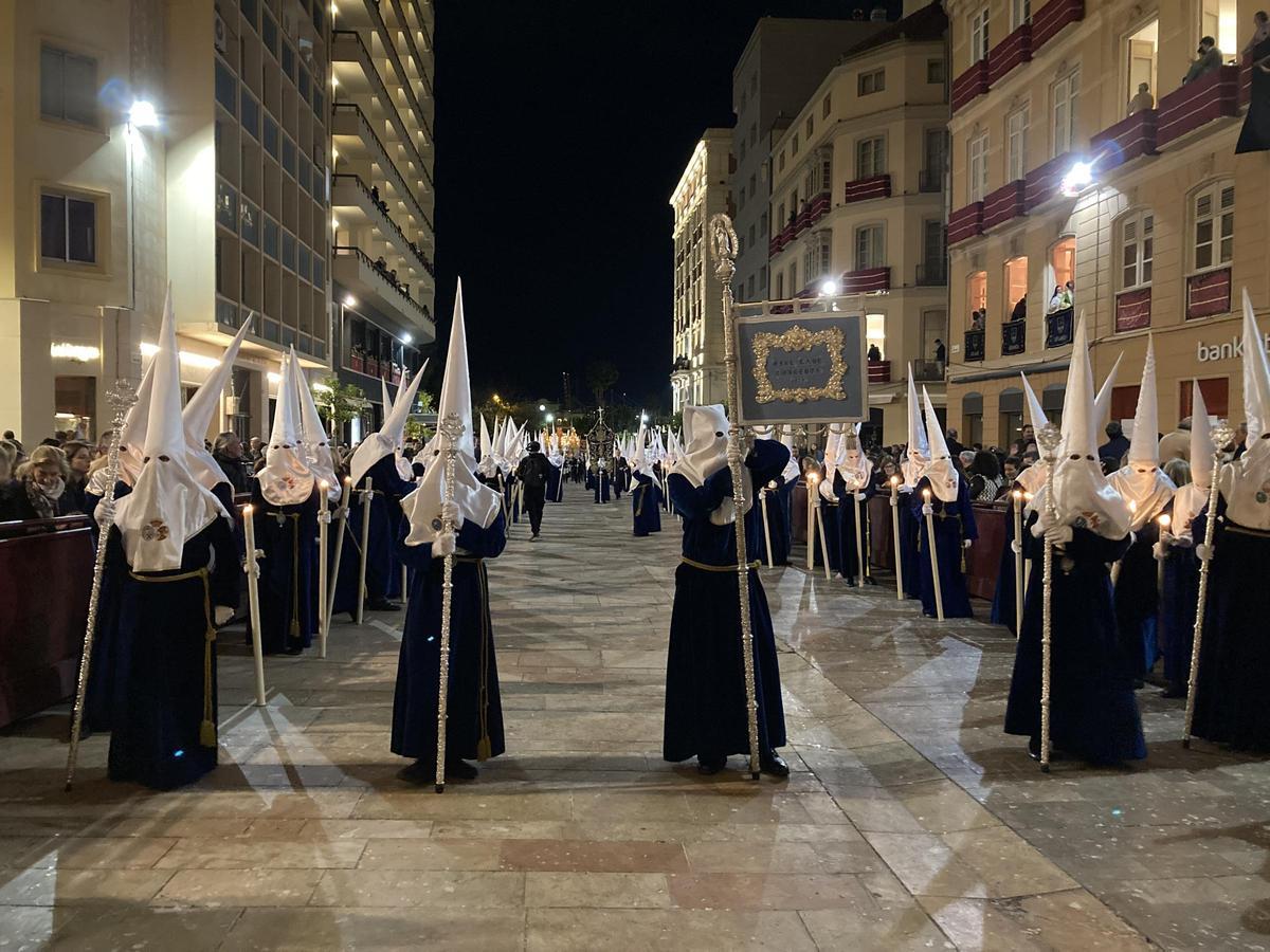 Nazarenos de la Paloma en Molina Lario.