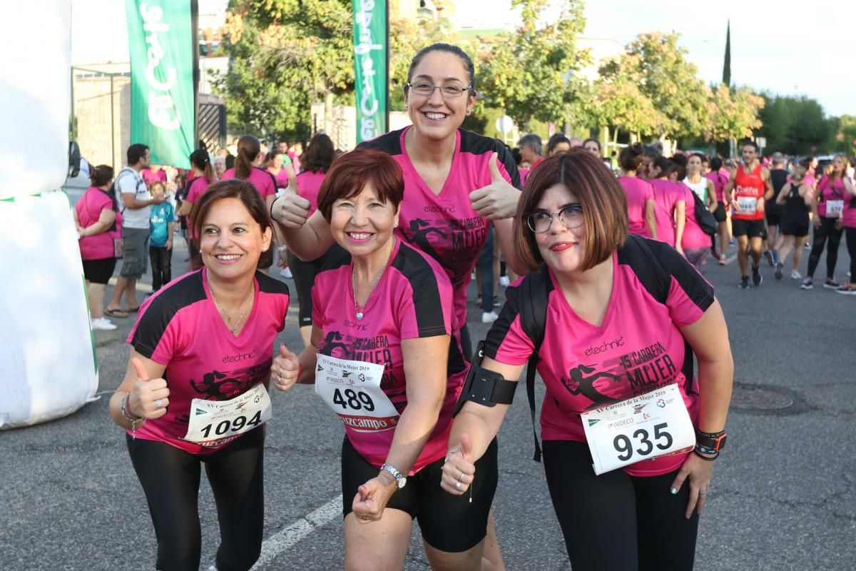 La marea rosa inunda las calles de Córdoba