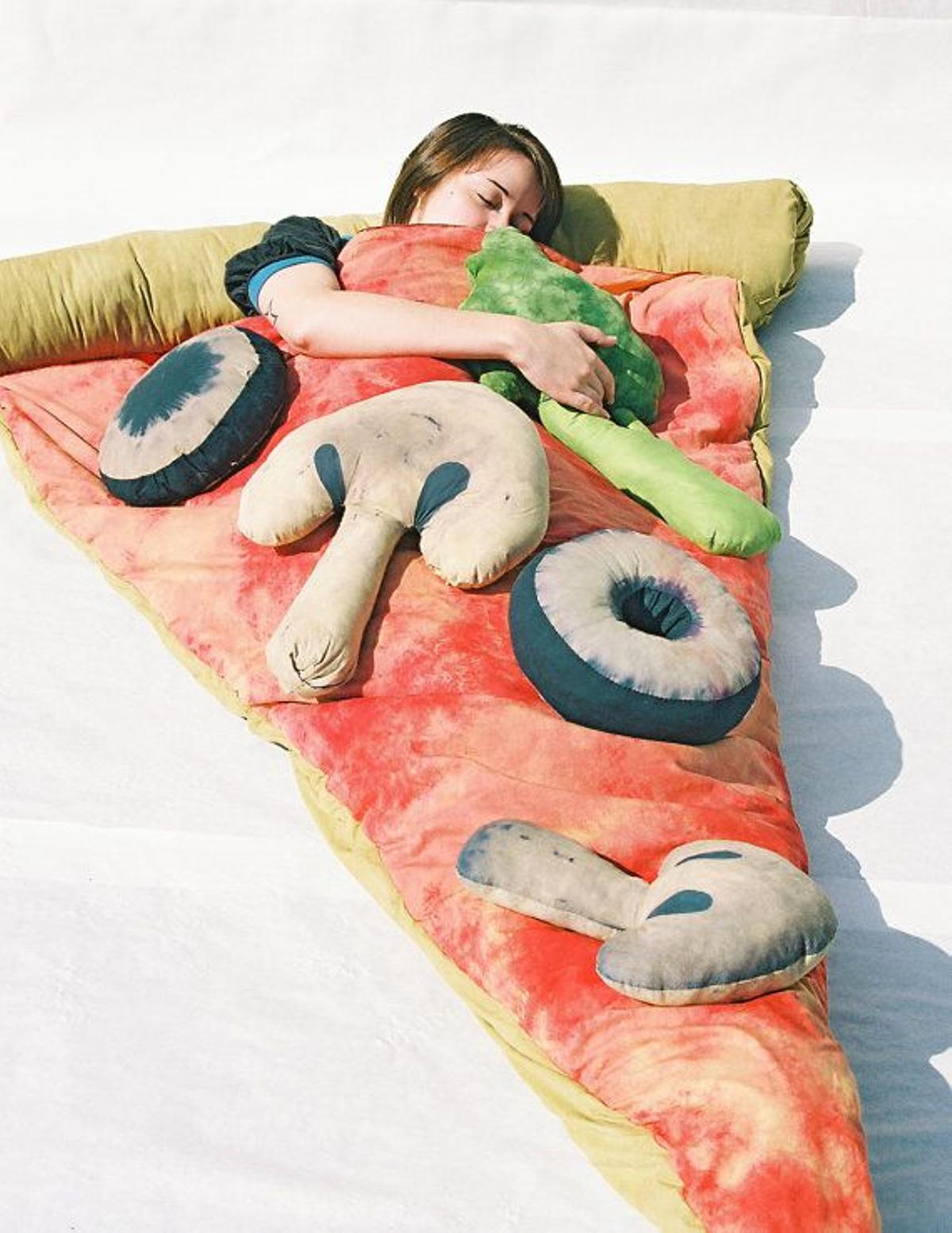 Regalos Navidad 2016: saco de dormir con forma de pizza