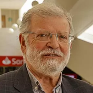 Juan Carlos Rodríguez Ibarra, expresident d’Extremadura: «De súbdits a ciutadans»