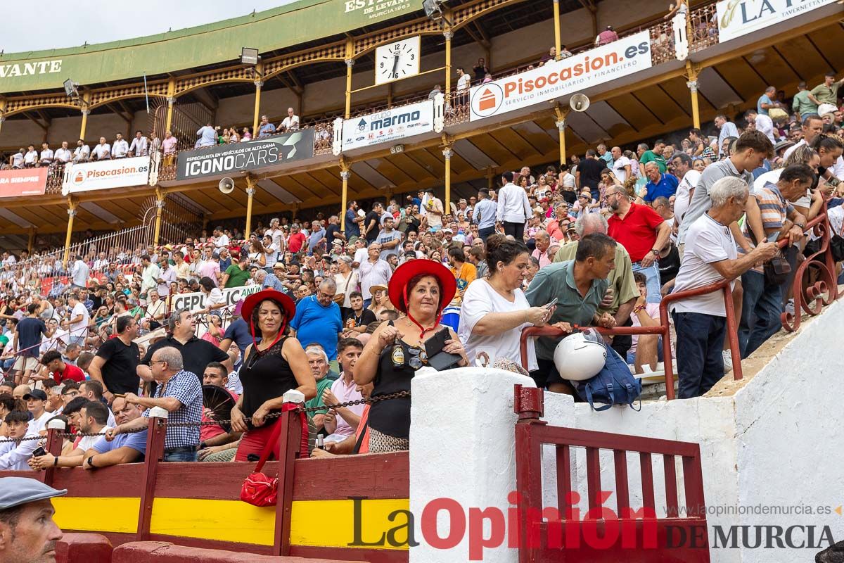 Así se ha vivido en los tendidos la segunda corrida de la Feria Taurina de Murcia