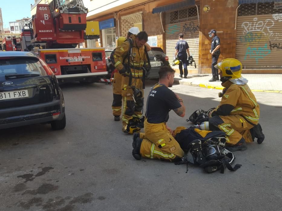 Alarma por un incendio en un ático en Palma