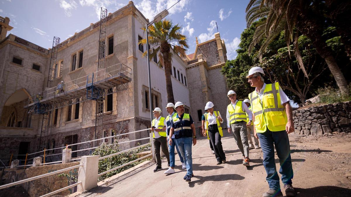 Obras en el Parque Viera y Clavijo.