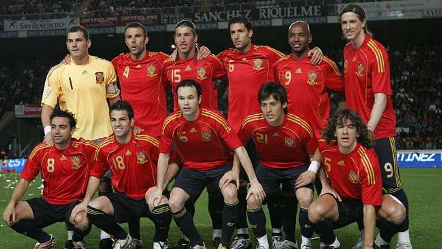 Imagen del once inicial que presentó España en su última visita a Elche el 28 de mayo de 2006