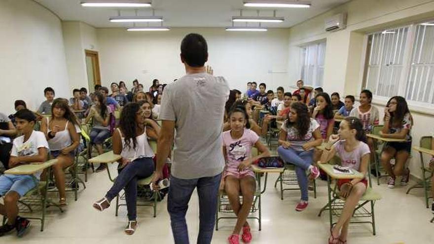 Andalucía era una de las dos únicas comunidades que ha exigido un certificado de penales a los nuevos profesores que contrataba.