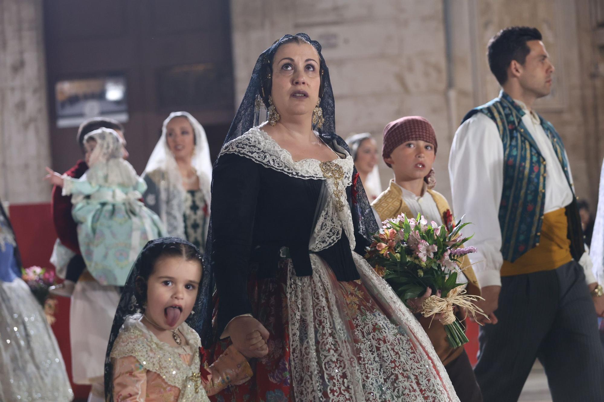 Búscate en el primer día de la Ofrenda en la calle San Vicente entre las 22 y las 23 horas