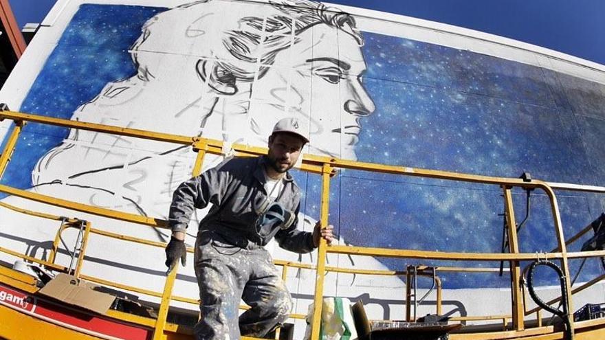 El artista urbano Diego As pintará en Caravaca un mural con referencias a la aparición de la Vera Cruz